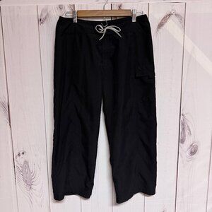 The North Face Women’s Wide Leg Capri Pants Size 10 Black EUC